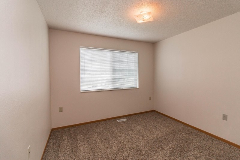 Kestrel Park Townhomes, 2401 14th Street East, Glencoe, MN RentCafe